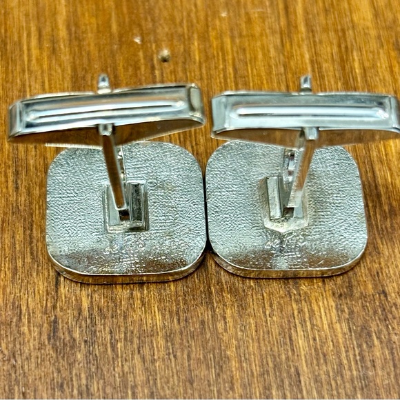de Passillé/Sylvestre Silver Tone Duck Cufflinks - Picture 8 of 11